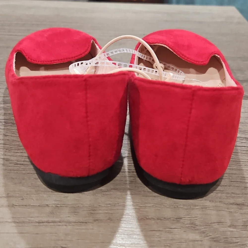 Link Comfort Girl's Size 1 Red Faux Suede flats